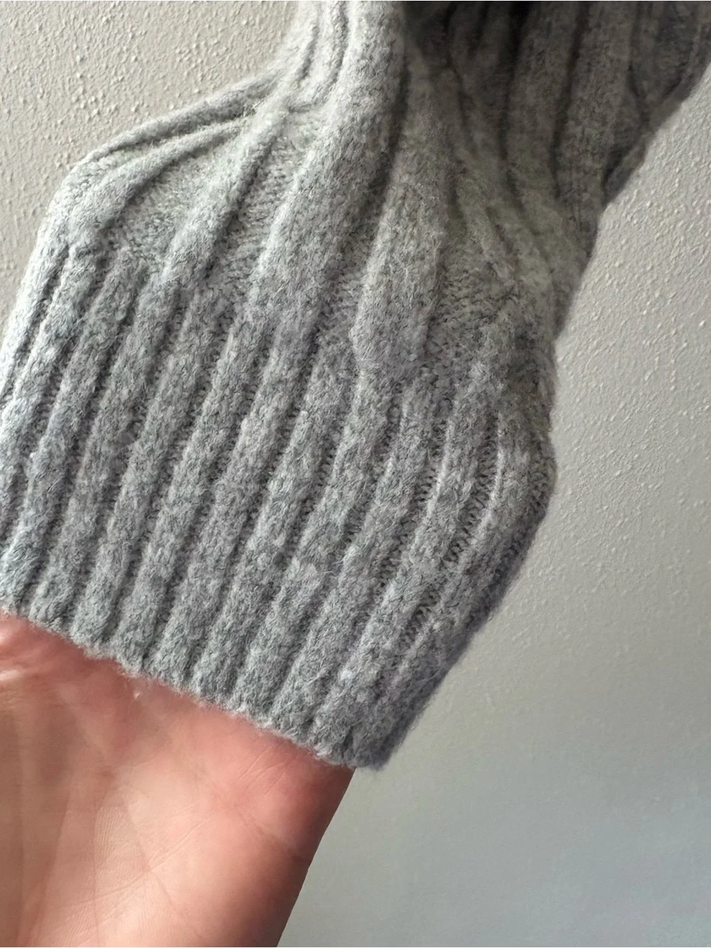 ALO Yoga pilling 7% heathered